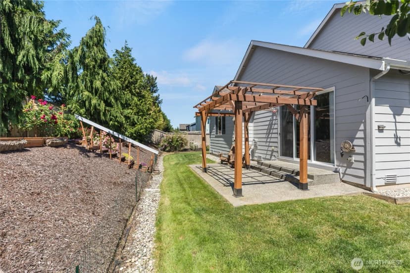 Property photo for 28514 71st Drive Nw, Stanwood photo 27