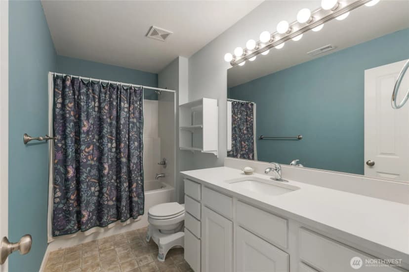 Property photo for 28514 71st Drive Nw, Stanwood photo 26