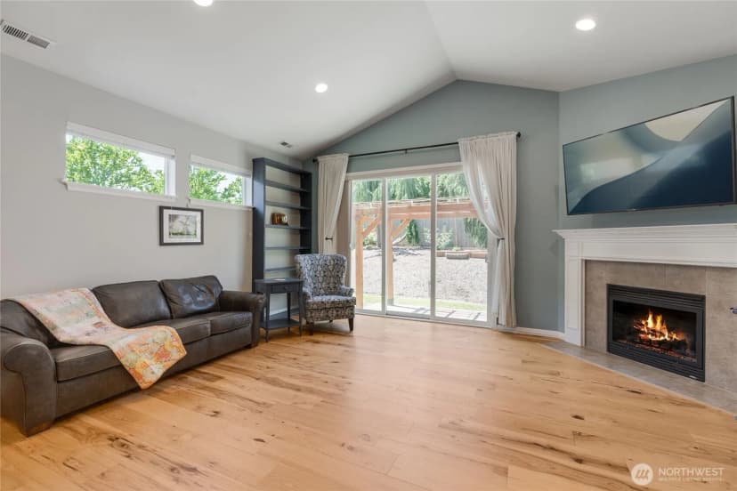 Property photo for 28514 71st Drive Nw, Stanwood photo 10