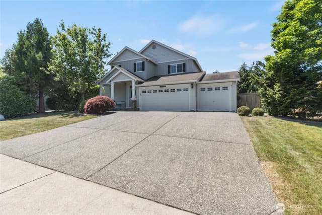 Property photo for 28514 71st Drive Nw, Stanwood photo 2