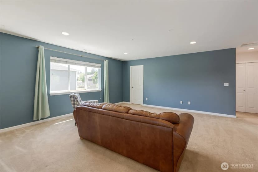 Property photo for 28514 71st Drive Nw, Stanwood photo 21