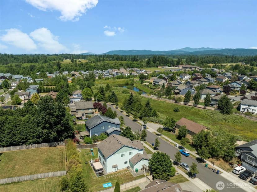 Property photo for 28514 71st Drive Nw, Stanwood photo 36