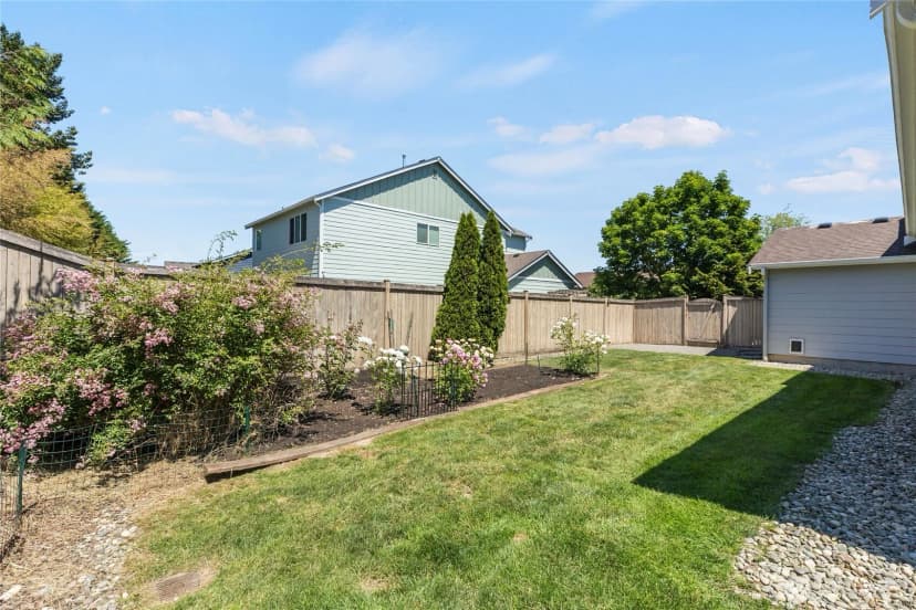 Property photo for 28514 71st Drive Nw, Stanwood photo 29