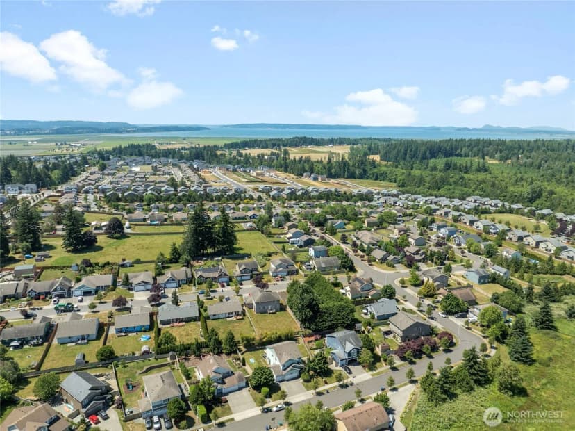 Property photo for 28514 71st Drive Nw, Stanwood photo 34