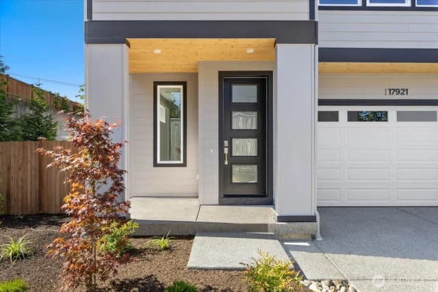Property photo for 17921 Sunset Road, Bothell photo 2