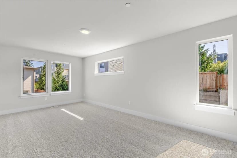 Property photo for 17921 Sunset Road, Bothell photo 29