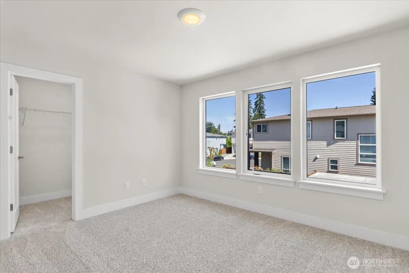 Property photo for 17921 Sunset Road, Bothell photo 31