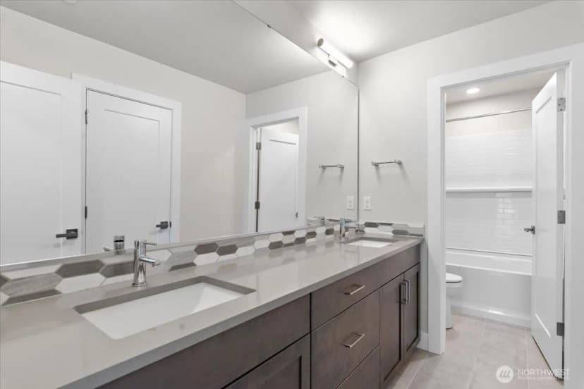 Property photo for 17921 Sunset Road, Bothell photo 30