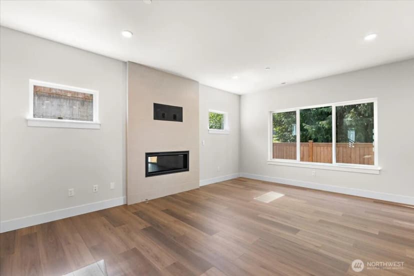 Property photo for 17921 Sunset Road, Bothell photo 8
