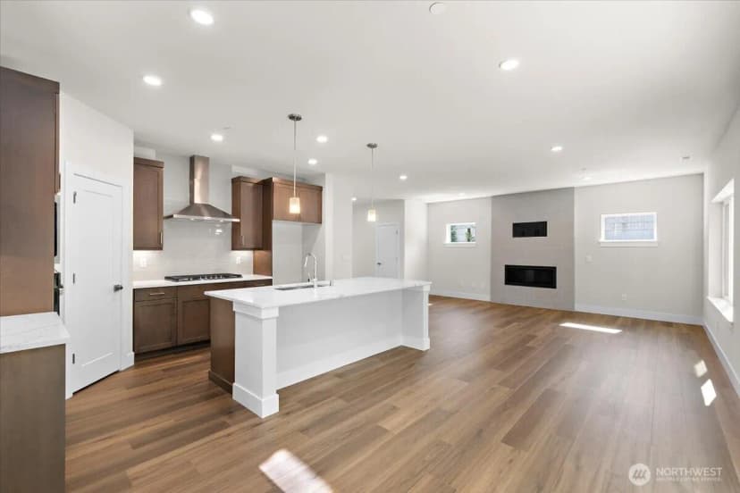 Property photo for 17921 Sunset Road, Bothell photo 15