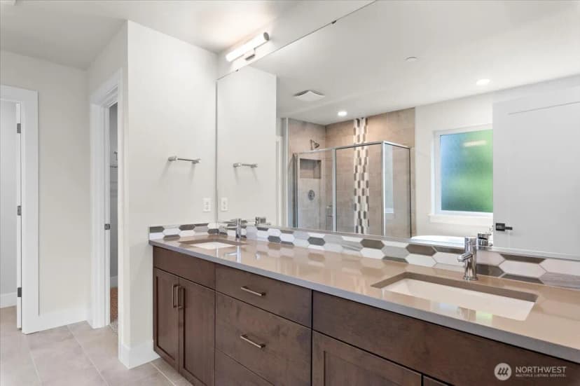 Property photo for 17921 Sunset Road, Bothell photo 21