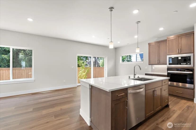 Property photo for 17921 Sunset Road, Bothell photo 13
