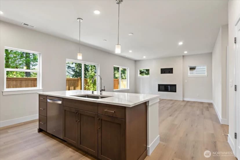 Property photo for 17915 Sunset Road, Bothell photo 13