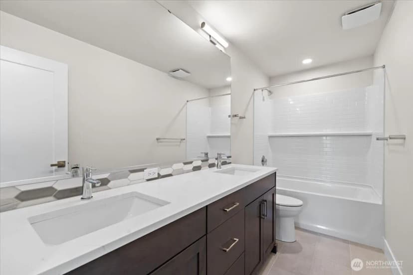 Property photo for 17915 Sunset Road, Bothell photo 28