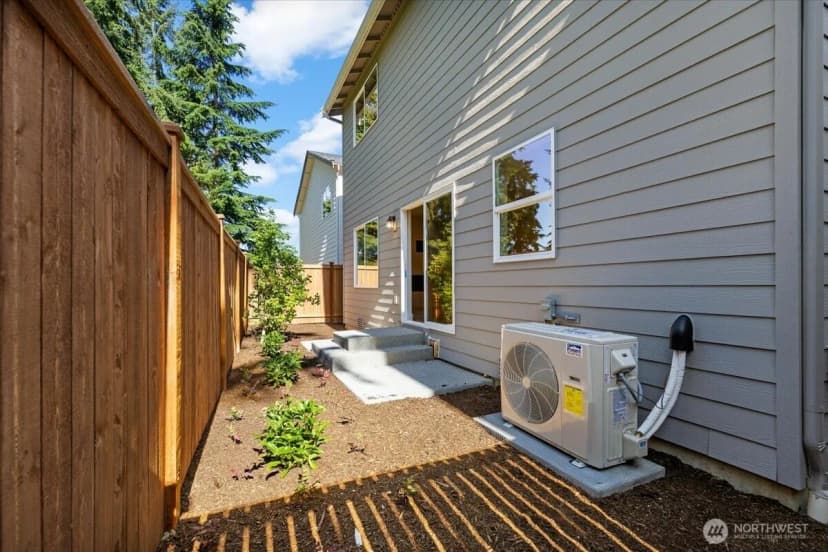 Property photo for 17915 Sunset Road, Bothell photo 17