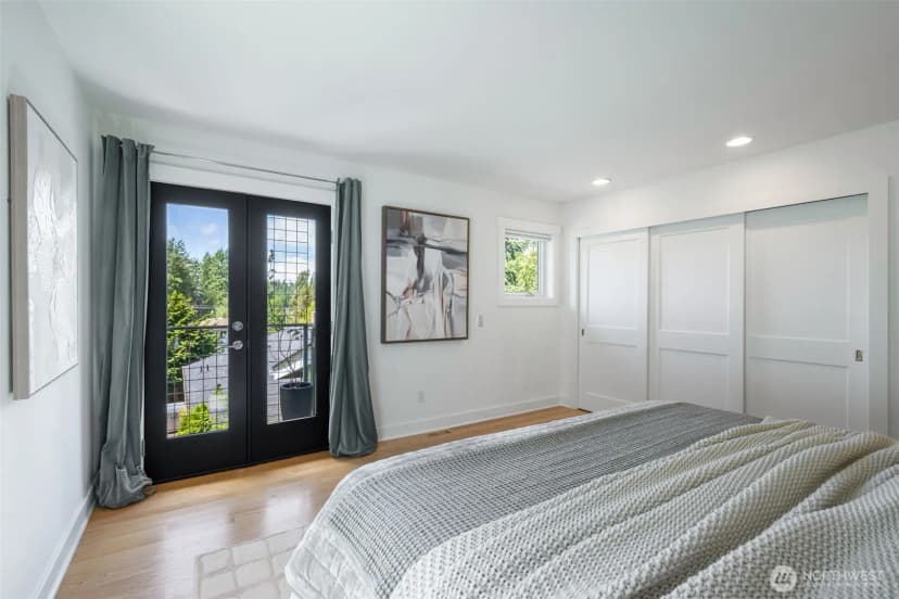 Property photo for 3033 Ne 92nd Street, Seattle photo 26