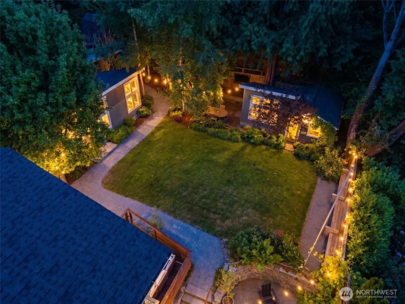 Property photo for 3033 Ne 92nd Street, Seattle photo 40