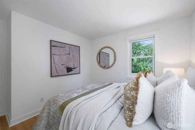 Property photo for 3033 Ne 92nd Street, Seattle photo 22