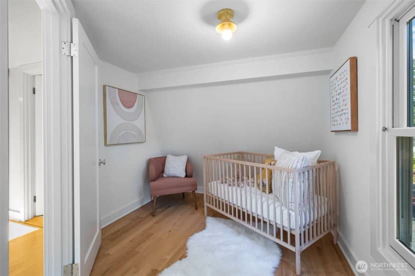Property photo for 3033 Ne 92nd Street, Seattle photo 19