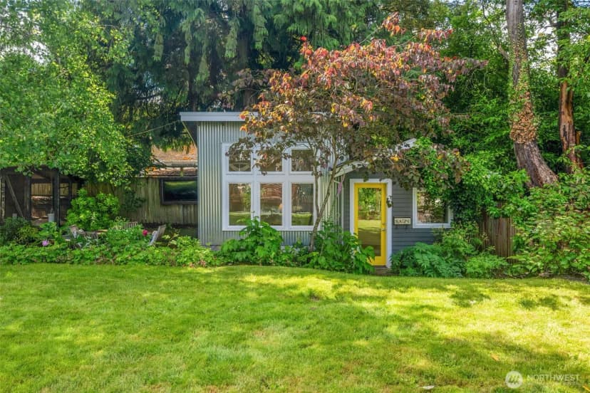 Property photo for 3033 Ne 92nd Street, Seattle photo 35