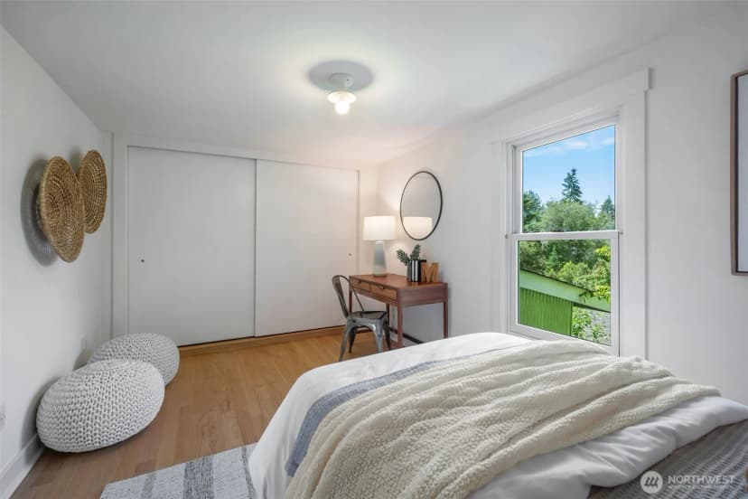 Property photo for 3033 Ne 92nd Street, Seattle photo 17