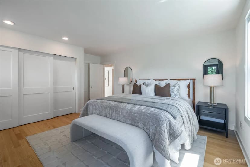 Property photo for 3033 Ne 92nd Street, Seattle photo 25