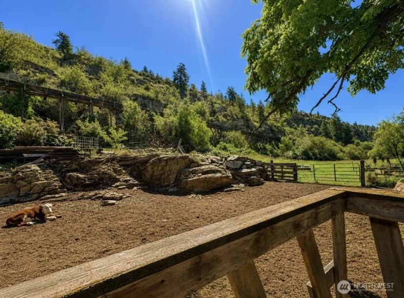 Property photo for 16 Mossy Rock Road, Oroville photo 8