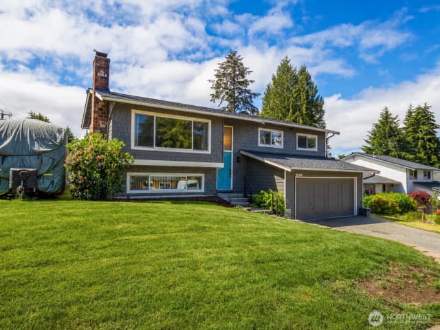 Property photo for 2103 Sw 306th Place, Federal Way photo 4