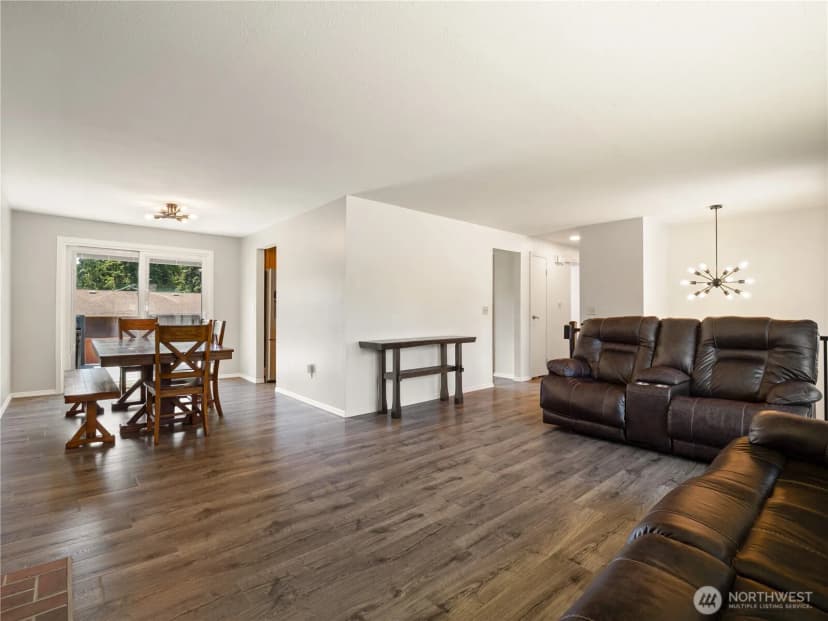 Property photo for 2103 Sw 306th Place, Federal Way photo 8