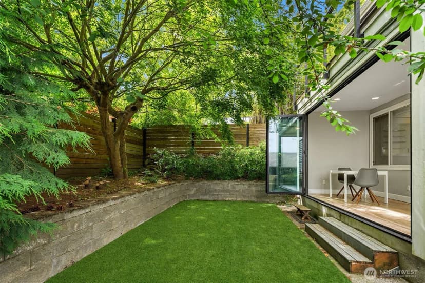 Property photo for 2607 W Newton Street, Seattle photo 17