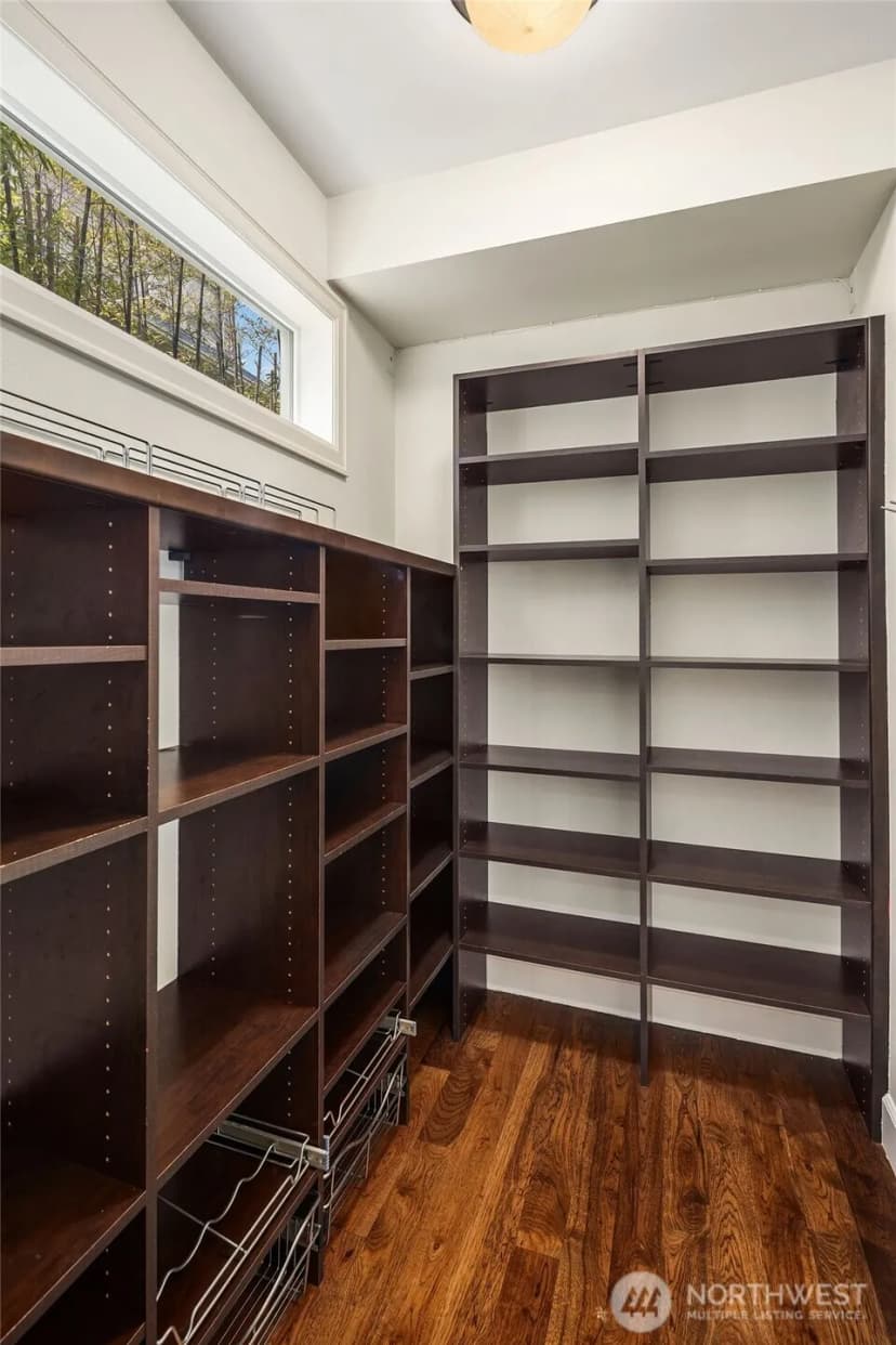 Property photo for 2607 W Newton Street, Seattle photo 14