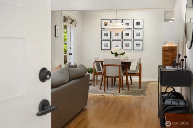 Property photo for 717 W Cremona Street, Seattle photo 2
