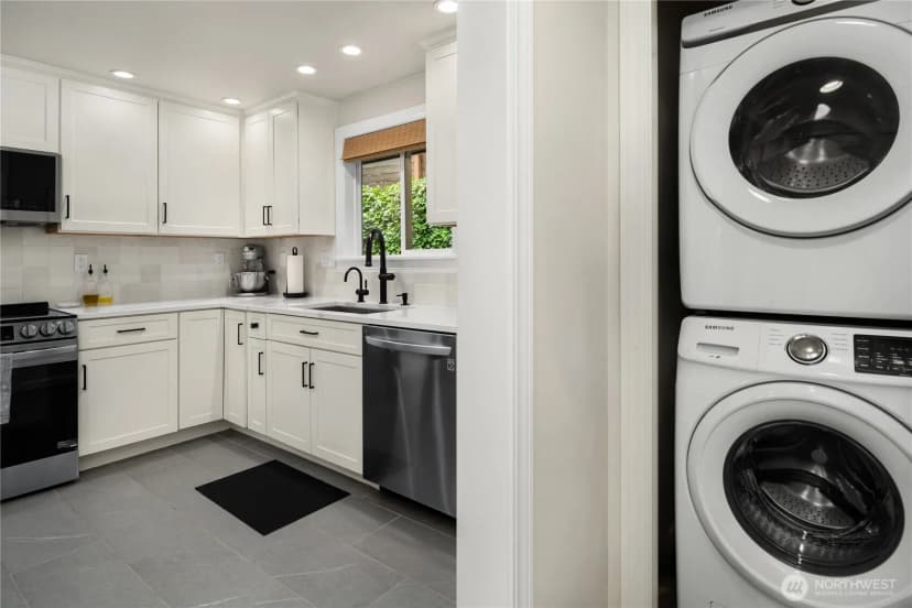 Property photo for 717 W Cremona Street, Seattle photo 16