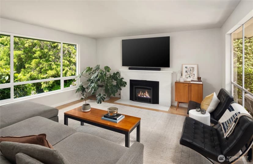 Property photo for 717 W Cremona Street, Seattle photo 4