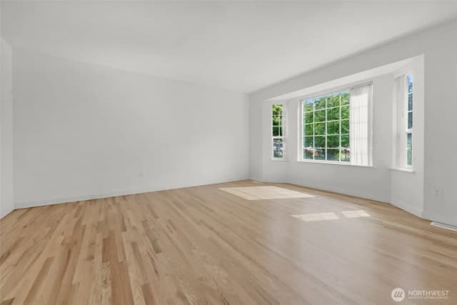 Property photo for 8405 319th Street Nw, Stanwood photo 4