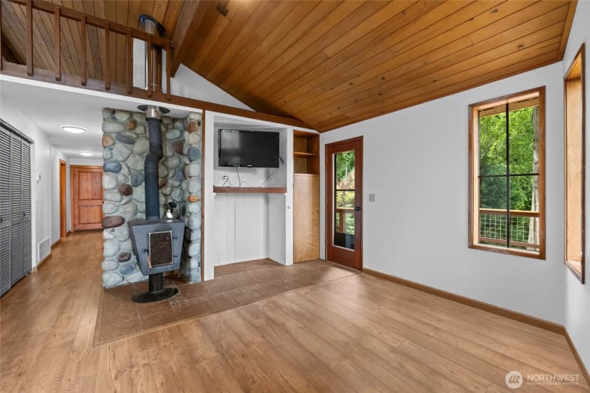 Property photo for 22426 Criddle Lane, Mount Vernon photo 16