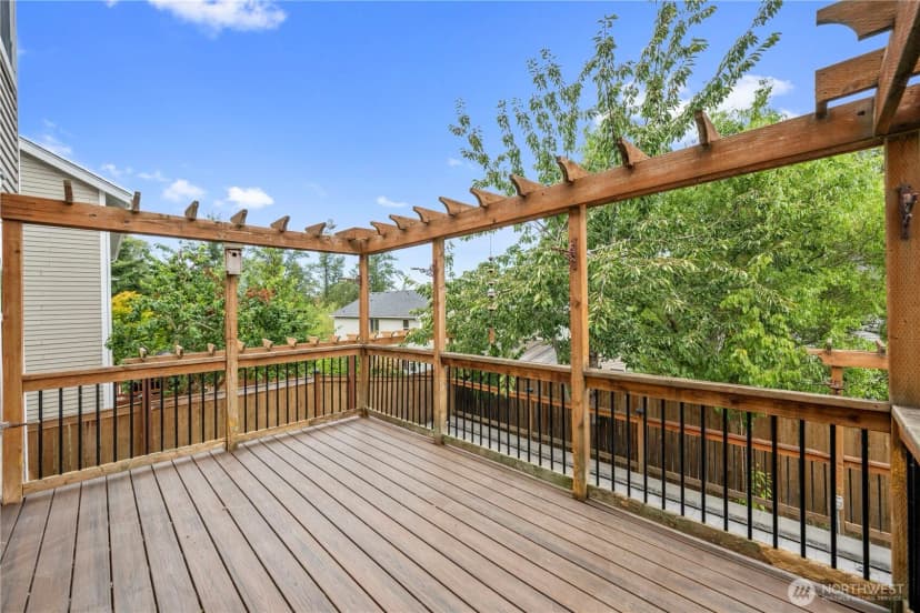 Property photo for 4737 Mount Baker Loop, Mount Vernon photo 18