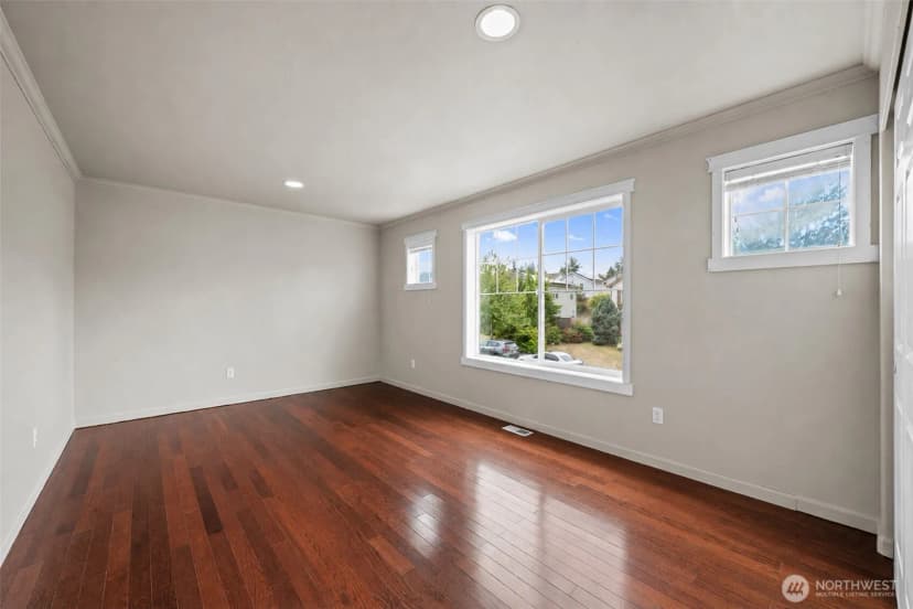 Property photo for 4737 Mount Baker Loop, Mount Vernon photo 14