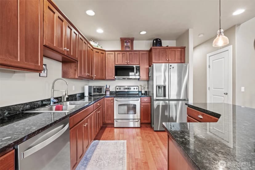 Property photo for 23325 Sunserra Loop Nw #a44, Quincy photo 14