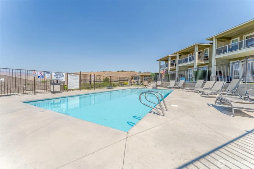 Property photo for 23325 Sunserra Loop Nw #a44, Quincy photo 31