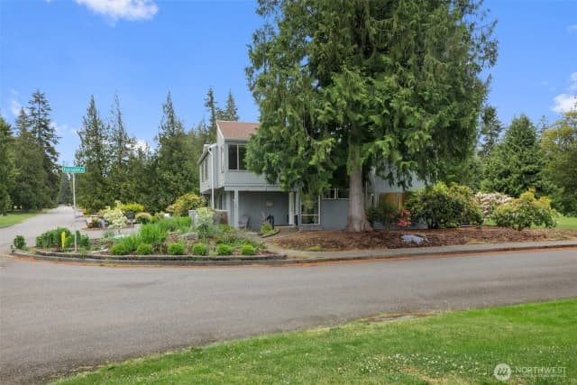 Property photo for 137 Fairway Drive, Sequim photo 3