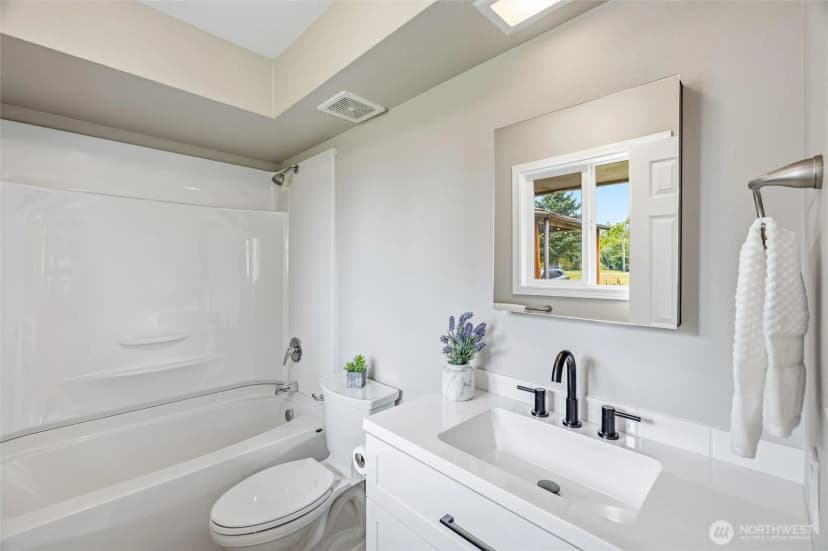 Property photo for 230 Cleveland Avenue, Sumas photo 15