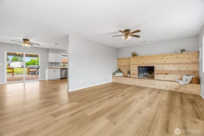 Property photo for 230 Cleveland Avenue, Sumas photo 4