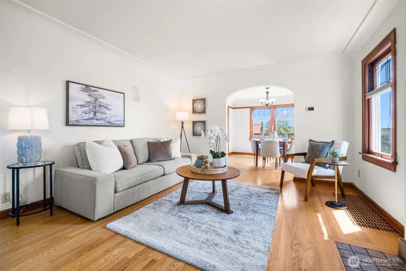 Property photo for 8248 16th Avenue Ne, Seattle photo 2