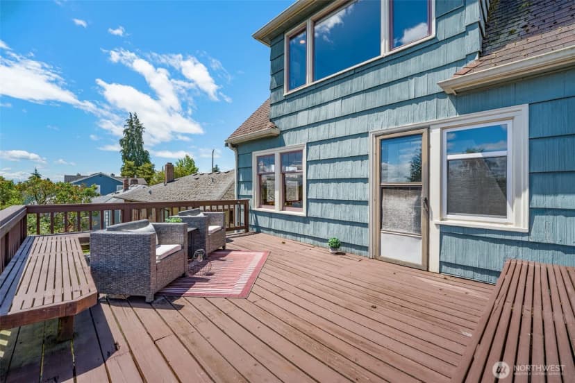 Property photo for 8248 16th Avenue Ne, Seattle photo 35