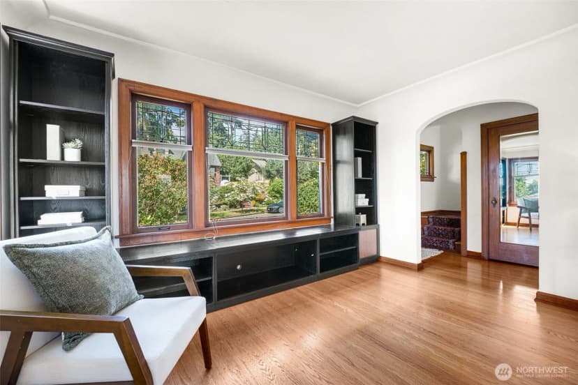 Property photo for 8248 16th Avenue Ne, Seattle photo 6