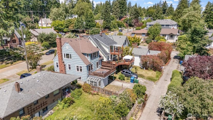 Property photo for 8248 16th Avenue Ne, Seattle photo 38