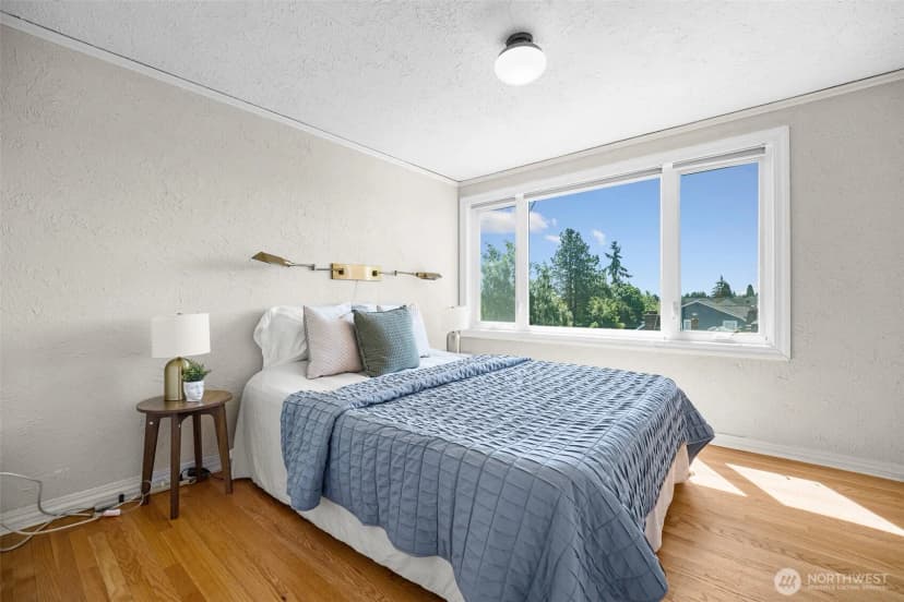 Property photo for 8248 16th Avenue Ne, Seattle photo 18