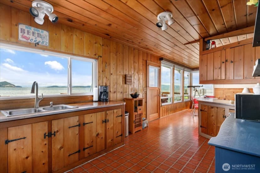 Property photo for 3130 Green Road, Oak Harbor photo 18