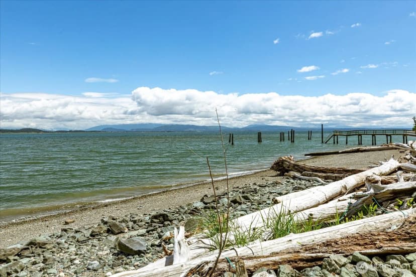 Property photo for 3130 Green Road, Oak Harbor